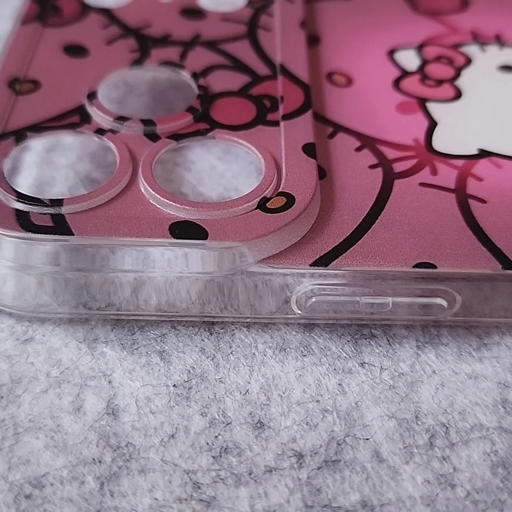 Brand new Apple IPhone 17 Pro Max Hello Kitty Silicone Phone case